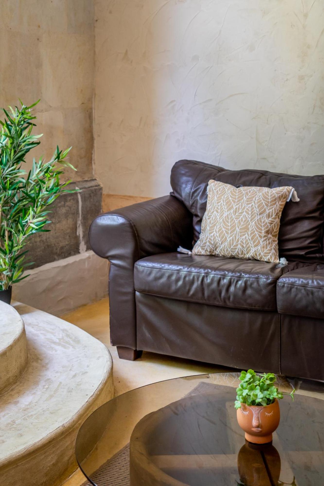Willa Ultimate Relaxation For Family Or Group At Renowned Couvent Des Ursulines, A Tranquil Escape In Historic Pézenas Pokój zdjęcie